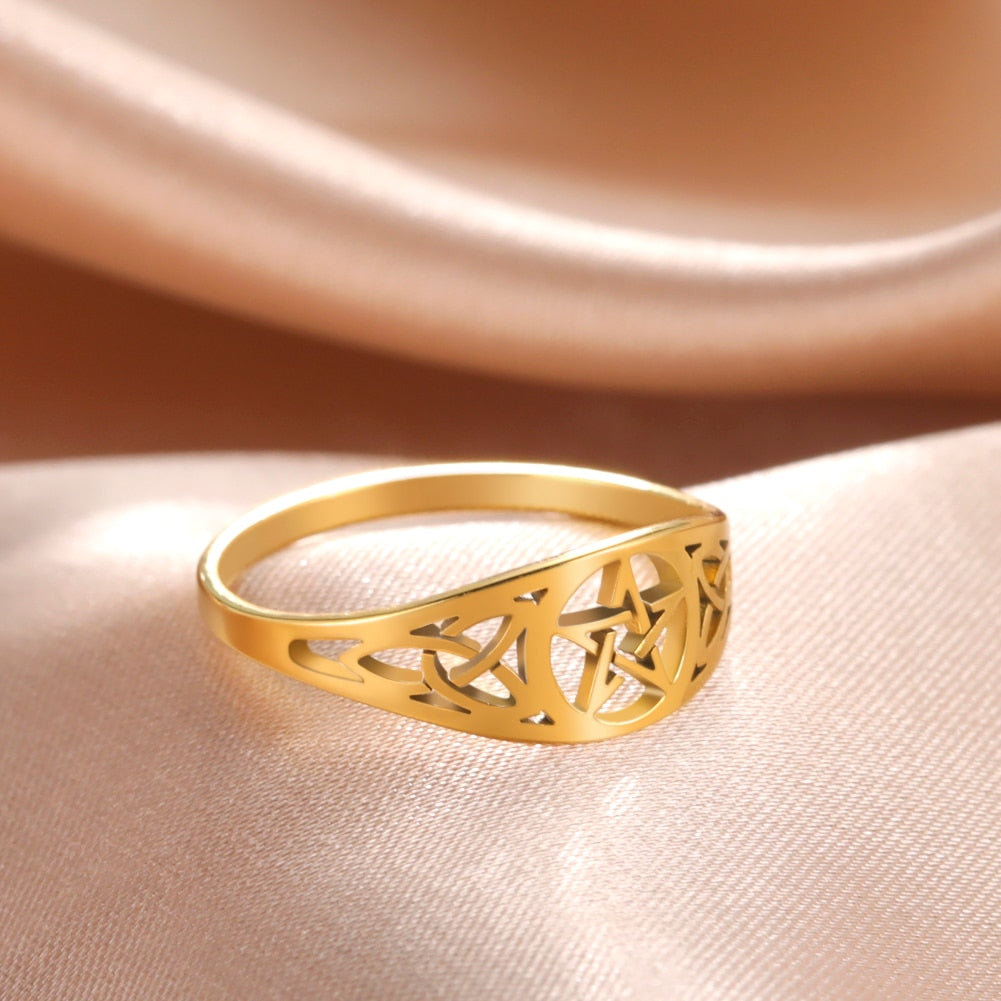 Celtic Knot Pentagram Ring